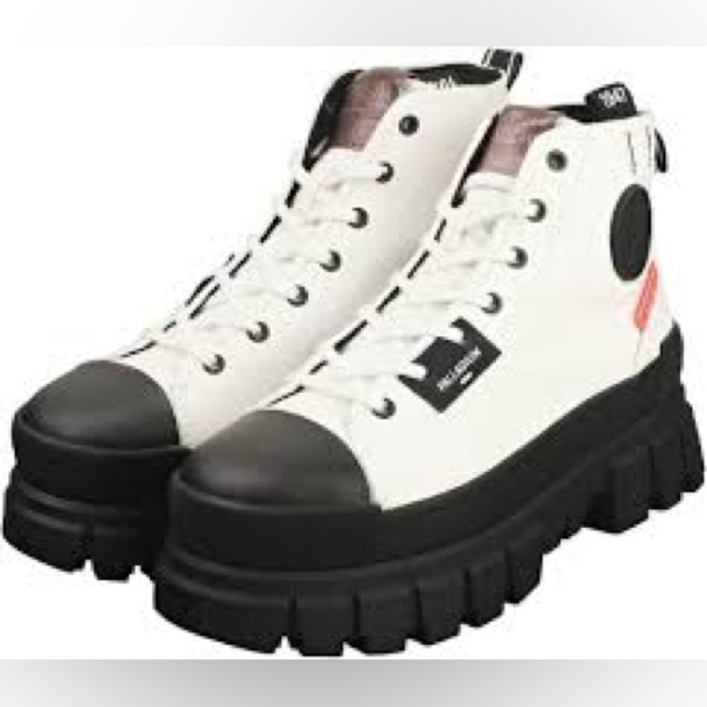 Palladium New in Box White and Black High-Top Sneakers with Chunky Sole, Size 8